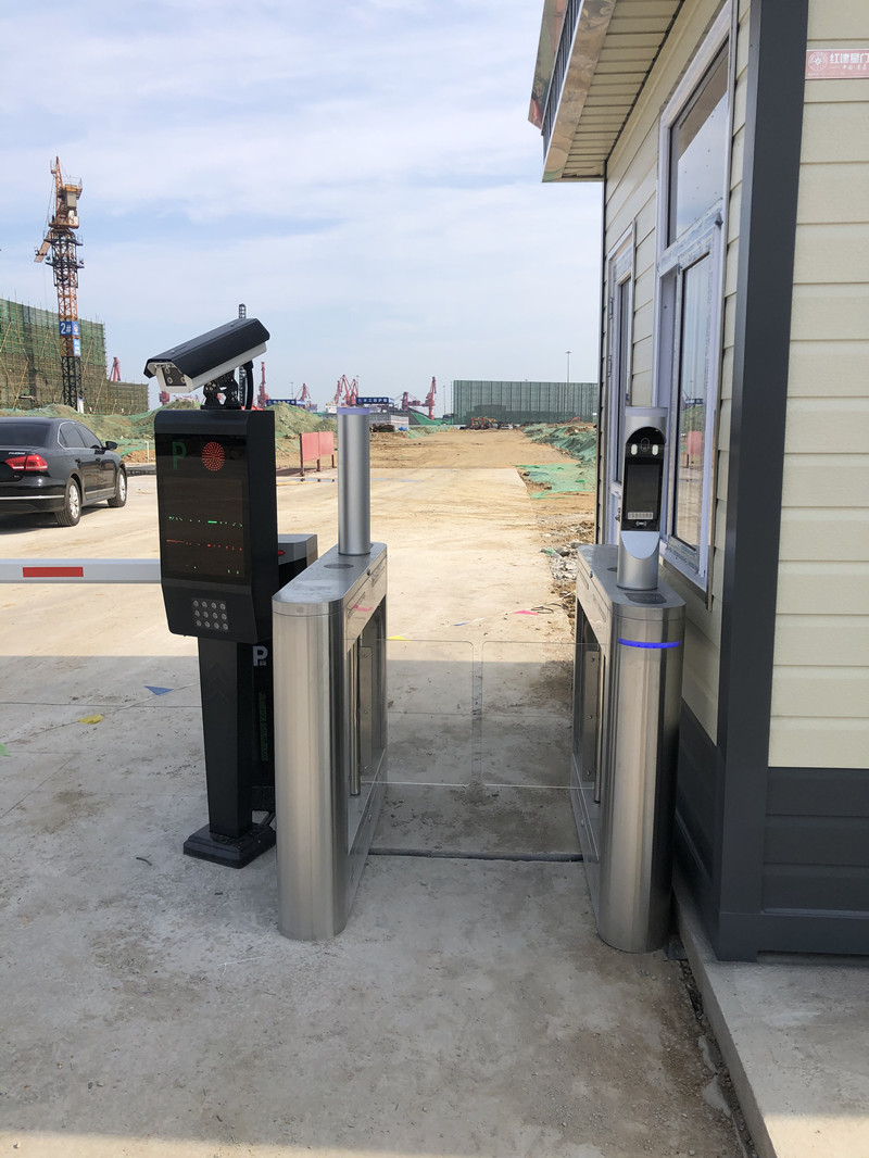 車牌識別及小擺閘人臉識別、董家口渤海糧油工業(yè)有限公司